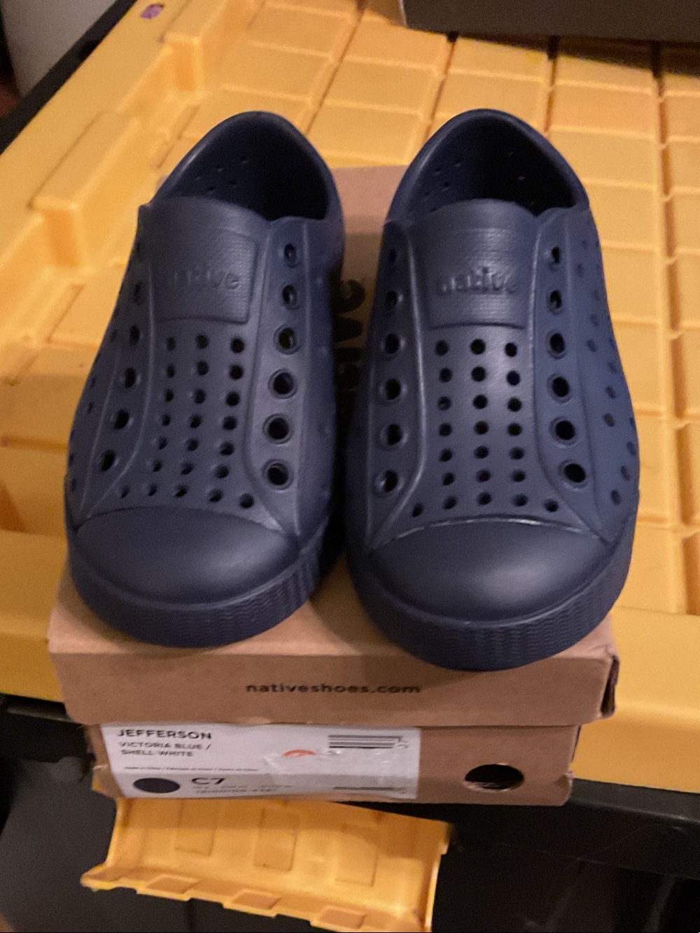Native Jefferson Slip-On Kids Shoes in Navy size 7